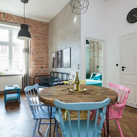 Discover Krakow Apartments - 3 Rakowicka St - Amazing Loft Near Main Station - Netflix 外观 照片