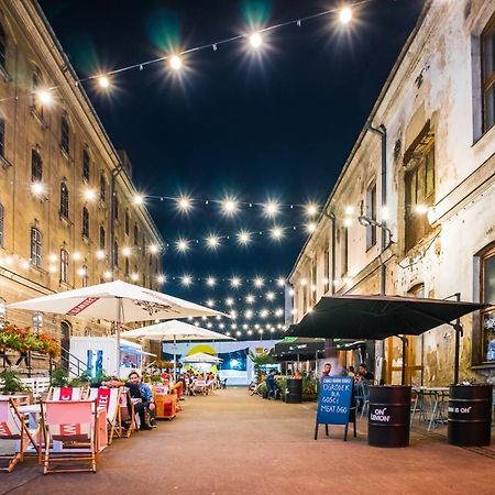 Discover Krakow Apartments - 3 Rakowicka St - Amazing Loft Near Main Station - Netflix 外观 照片