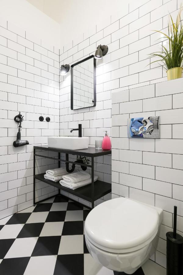 Discover Krakow Apartments - 3 Rakowicka St - Amazing Loft Near Main Station - Netflix 外观 照片